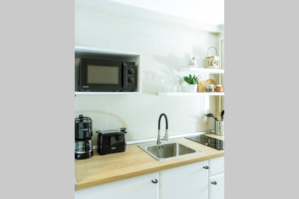 Studio With Private Terrace Next To Cismigiu بوخارست المظهر الخارجي الصورة
